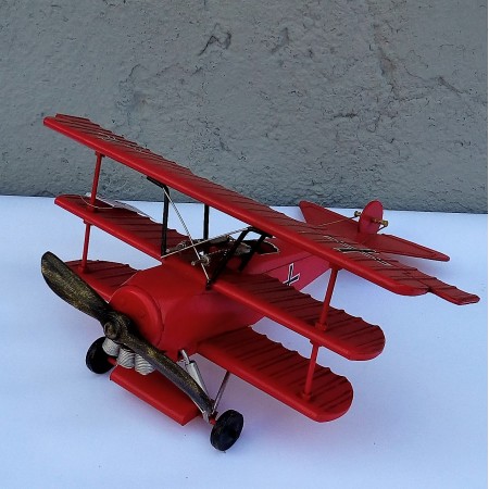 aereo red baron red fokker